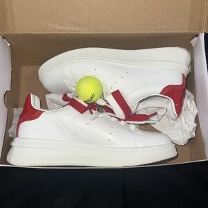 🔥🔥🔥NEW Marc Jacobs The Tennis White and Red Sneakers